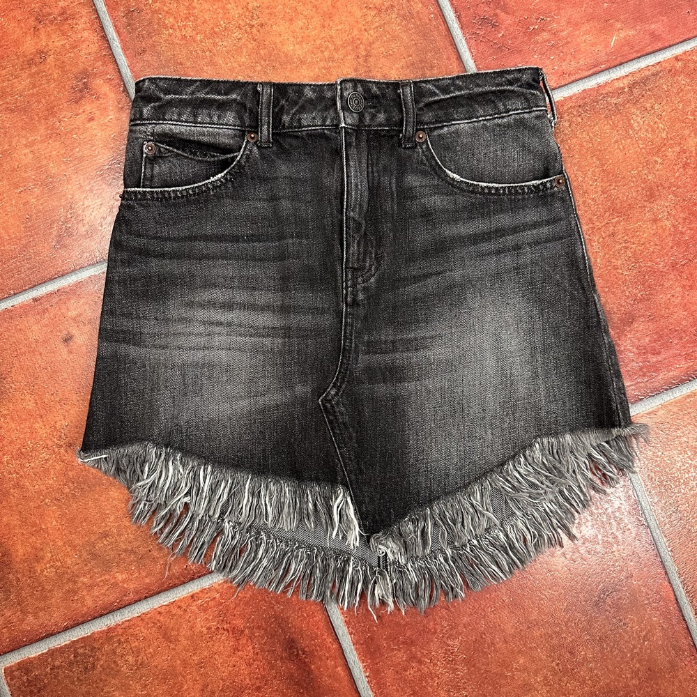 Free People Black Wash Frayed Hem Denim Skirt Size 25